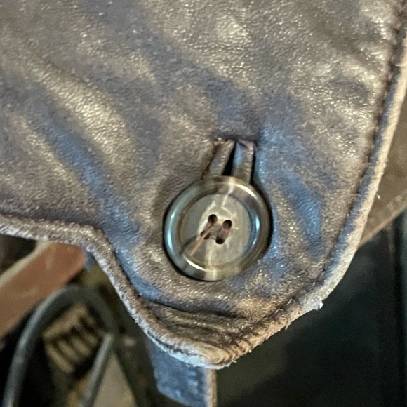 Short(to waist) bovine/bull hide bomber button up, Lge by J.Persy for Marvin Ric - Picture 4 of 15